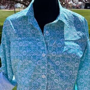Eddie Bauer long sleeve, button down, blue women’s S shirt